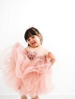 Load image into Gallery viewer, Choutte dress
